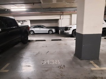 Estacionamiento en venta en Isidora Goyenechea 3000, Las Condes