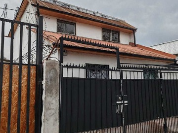 Casa en venta en Casa Habitación (170376), Quinta Normal - 6 dormitorios, 3 baños