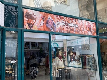 Local Comercial en arriendo mensual en Mall plaza reñaca, Viña del Mar - 1 baño