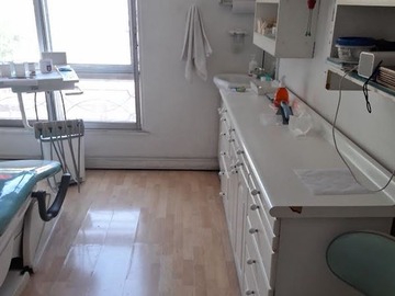 Oficina en venta en Alameda/ Cumming, Santiago - 3 dormitorios, 2 baños