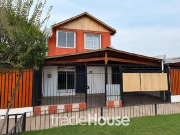 Casa en venta en San Carlos, Maipú, Maipú - 3 dormitorios, 2 baños