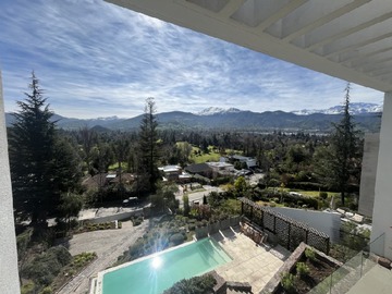 Casa en venta en Condominio lomas de la dehesa, Lo Barnechea - 3 dormitorios, 4 baños