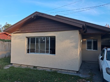 Casa en venta en A pasos del outlet vivo, Chillán - 3 dormitorios, 2 baños
