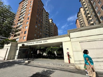Departamento en venta en Metro mirador, La Florida - 3 dormitorios, 2 baños