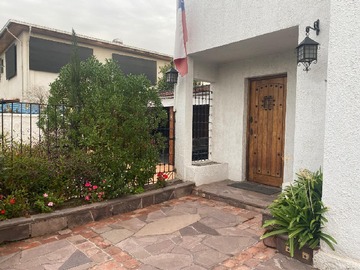 Casa en venta en Vende Hermosa Casa Cercana a Jumbo Bilbao - 5 dormitorios, 4 baños