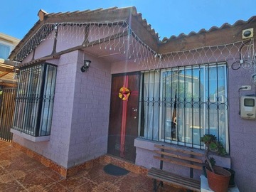 Casa en venta en Pje. María Tudor 16963, Maipú - 3 dormitorios, 2 baños