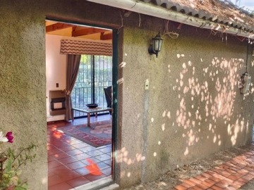 Casa en venta en Sanchez fontecilla, Peñalolén - 4 dormitorios, 3 baños
