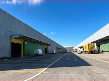 Bodega en arriendo mensual en Arriendo Bodegas 608 M2 UF 88 San Bernardo