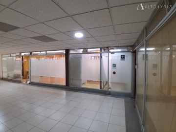 Oficina en arriendo mensual en 9 norte con 1 poniente, Viña del Mar - 6 dormitorios, 2 baños