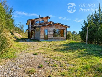 Casa en venta en Camino vecinal llau llao, Castro - 3 dormitorios, 2 baños
