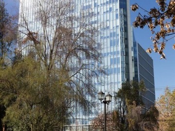 Oficina en arriendo mensual en Avenida Presidnete Riesco - Rosario Norte - Las Condes, Las Condes - 4 baños