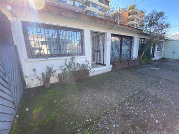 Casa en arriendo mensual en Amplia casa arriendo, F. Bilbao, Las Condes (175764), Las Condes - 3 dormitorios, 2 baños