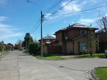 Casa en arriendo mensual en Casa Condominio Plaza Real - 4 dormitorios, 4 baños