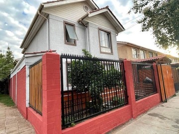 Casa en venta en Casa aislada en venta de 3 dorm. 2 baños en quilicura, Quilicura - 3 dormitorios, 2 baños