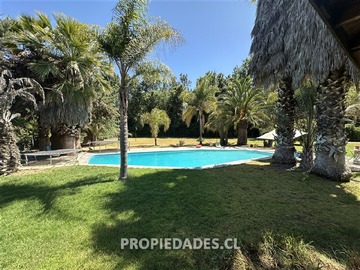 Casa en venta en Club de Golf Las Palmas del Oliveto, Talagante - 7 dormitorios, 8 baños