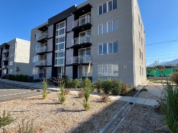 Departamento en arriendo mensual en Pintora Rebeca Matte, Quillota - 2 dormitorios, 2 baños