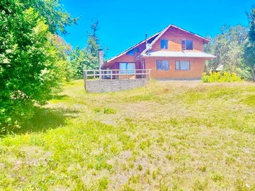 Parcela en venta en Camino al volcan, Pucón - 4 dormitorios, 4 baños