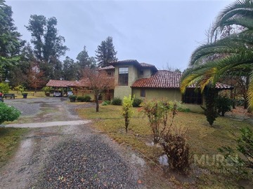 Casa en venta en Lonquen con Cruce Calera de Tango Supermercado Santa Isabel, Calera de Tango - 4 dormitorios, 4 baños