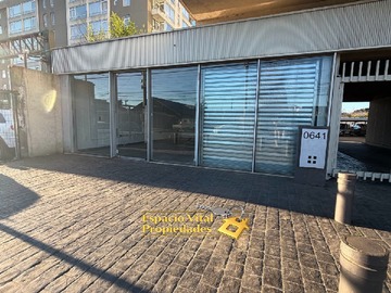 Local Comercial en arriendo mensual en Local Comercial en Arriendo Espacio Zurich - 1 baño