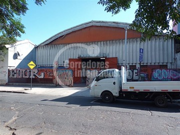 Local Comercial en venta en Romero esquina Chacabuco, Santiago - 2 baños