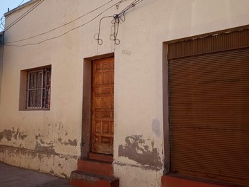 Casa en venta en Artemio Gutiérrez, Santiago - 4 dormitorios, 2 baños