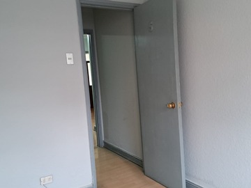 Oficina en venta en Moneda 1479, Santiago - 4 dormitorios, 1 baño
