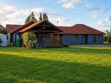 Casa en arriendo mensual en Av zapallar km 5, Curicó - 4 dormitorios, 4 baños