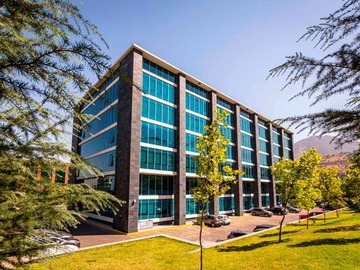 Oficina en arriendo mensual en Edificio 17 Ciudad Empresarial, Huechuraba