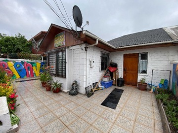 Casa en venta en Vendo casa con Jardin Infantil (73610), Conchalí - 5 dormitorios, 2 baños