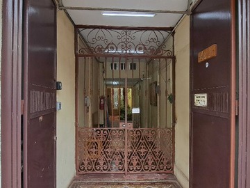 Oficina en arriendo mensual en Gran propiedad para oficinas o taller (84767), Recoleta - 5 dormitorios, 7 baños