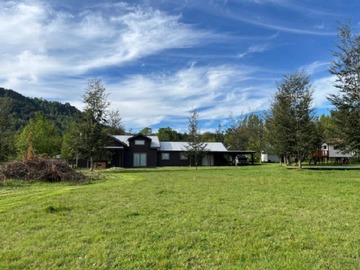 Casa en venta en Villarrica, Villarrica - 5 dormitorios, 2 baños