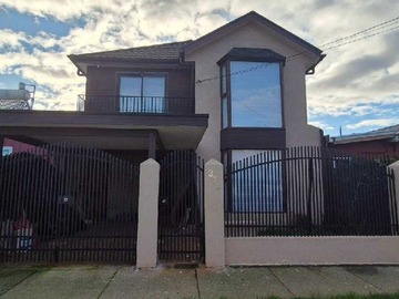 Casa en venta en Vendo Amplia Casa 2 Pisos - Villa Austral (179711), Valdivia - 3 dormitorios, 3 baños