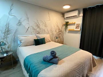 Estudio en arriendo mensual en Compañía de Jesus 1703, Santiago - 1 dormitorio, 1 baño