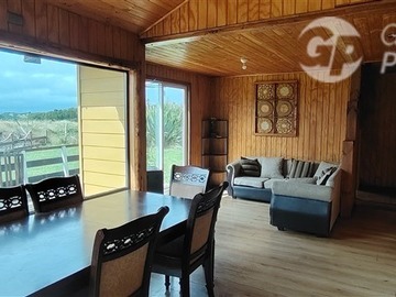 Casa en venta en Ubicada a 4 kilómetros del pueblo curaco de vélez, Curaco de Vélez - 4 dormitorios, 2 baños