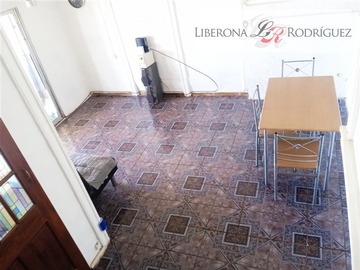 Casa en venta en Casa en Cerro Florida Alto, Valparaíso - 4 dormitorios, 1 baño