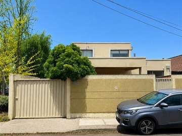Casa en arriendo mensual en 12 poniente, Talca - 4 dormitorios, 3 baños