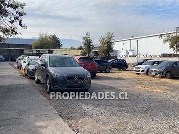 Sitio en arriendo mensual en A. Vespucio Norte / El Rosal / Las Torres, Huechuraba