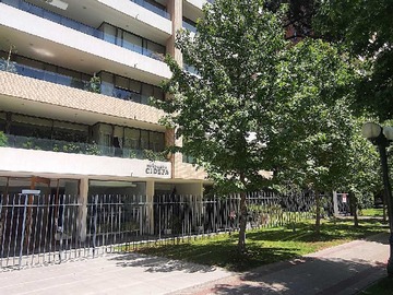 Departamento en venta en Barrio El Bosque Sur (157990), Providencia - 3 dormitorios, 3 baños
