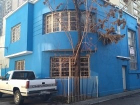 Oficina en venta en Calle Virreinato, Santiago - 8 dormitorios, 3 baños