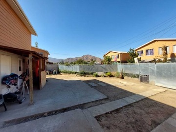 Casa en venta en Venta excelente casa amoblada 3D+1B+3E (113166), Lampa - 3 dormitorios, 1 baño