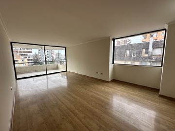 Departamento en venta en Metro cristobal colon, Las Condes - 3 dormitorios, 2 baños