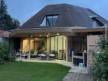 Casa en venta en Los notros, Chillán - 6 dormitorios, 5 baños
