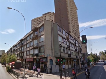 Local Comercial en arriendo mensual en Sector Metro Irarrázabal, Ñuñoa - 1 baño