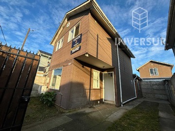 Casa en venta en Excelente casa de 2 pisos en Osorno (153096), Osorno - 3 dormitorios, 1 baño