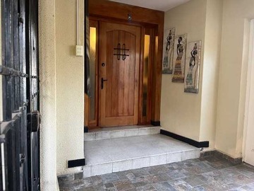 Casa en venta en Amplio terreno El Golf (66855), Las Condes - 7 dormitorios, 5 baños