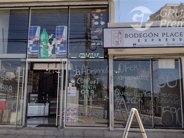 Local Comercial en venta en Avenida Matta Placeres Valparaíso, Valparaíso - 1 baño