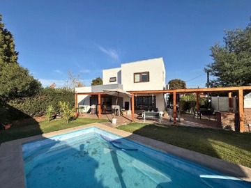 Casa en venta en Arturo prat, Machalí - 3 dormitorios, 3 baños