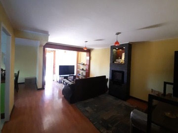 Casa en venta en Quellón 400 - 500, La Florida - 4 dormitorios, 3 baños