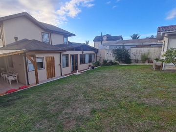 Casa en venta en Sara 949, Concón, Concón - 4 dormitorios, 2 baños