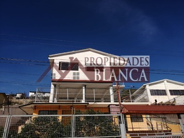 Local Comercial en venta en Quilpué, Quilpué - 4 baños